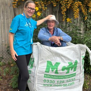 Bagged aggregates deliveries to Willen Hospice